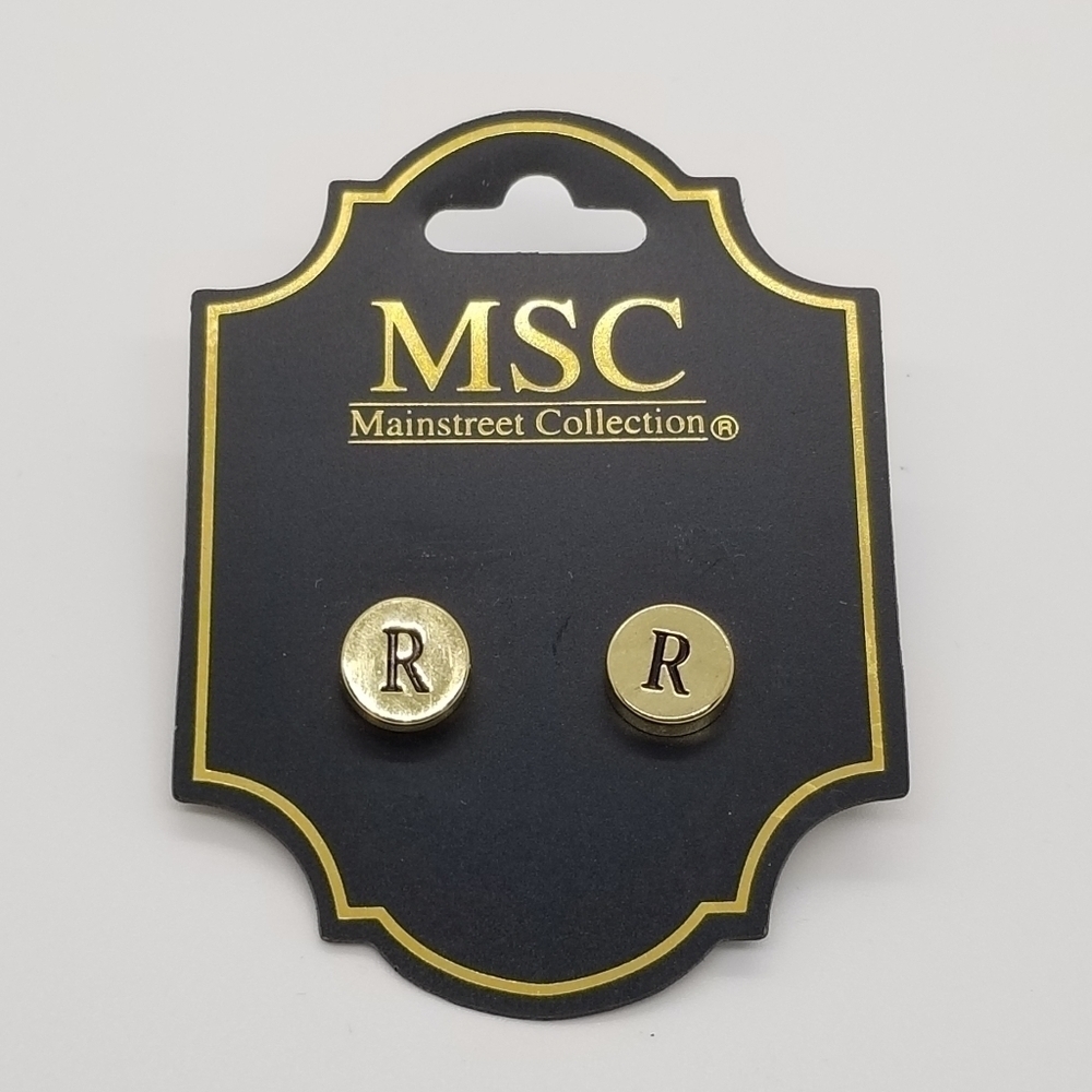 NWT MSC Mainstreet Collection gold tone R initial stud earrings
